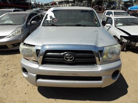 2006 TOYOTA TACOMA EXTENDED CAB SR5 SILVER 2.7 AT 2WD Z19654